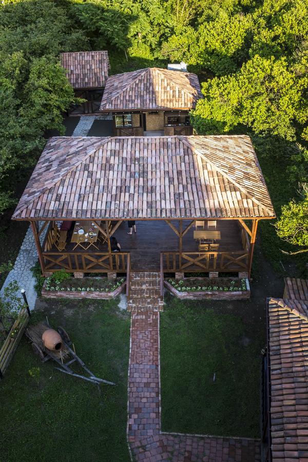 Orange Hotel Гонио Екстериор снимка